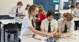 Bloxham School: Ngôi trường quý tộc Anh Quốc