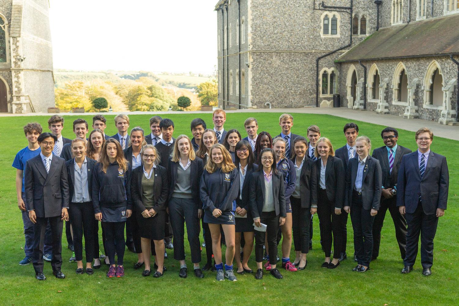 Lancing College: Ngôi Trường Hoàng Gia Anh