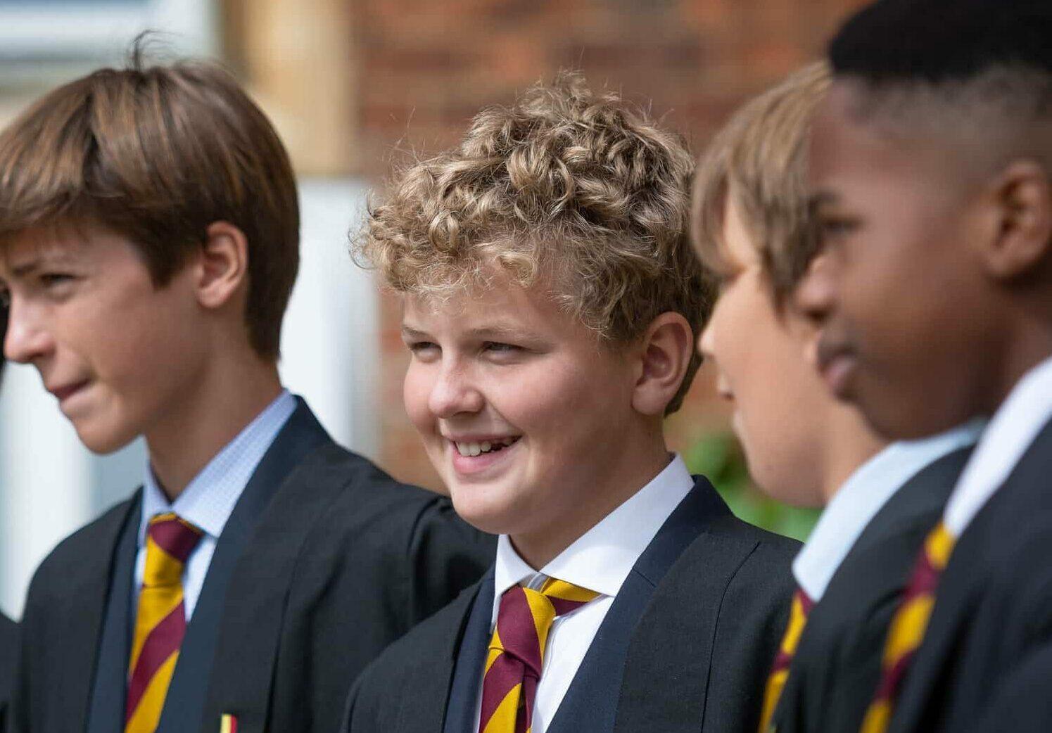 Radley College: Ngôi Trường Quý Tộc Cuối Cùng Của Anh Quốc